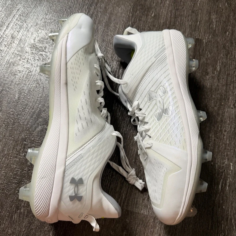 Under Armour Harper 7 Low Elite TPU Baseball Cleats Mens 15 White Iridescent